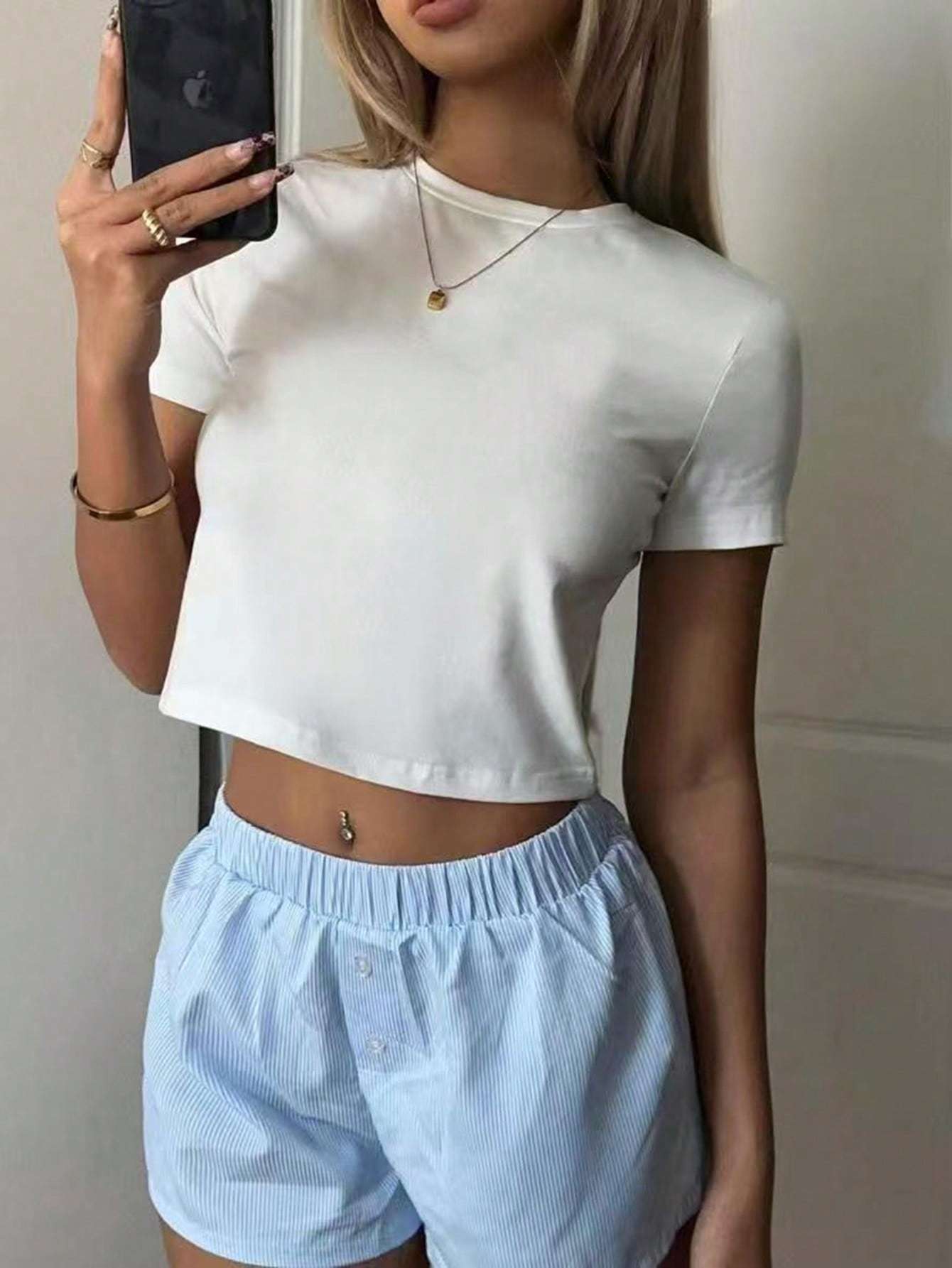 Women Solid Casual Minimalist Workout Shirt Slim Fit Short Sleeve Sports Tees Gym Athletic Tops Summer