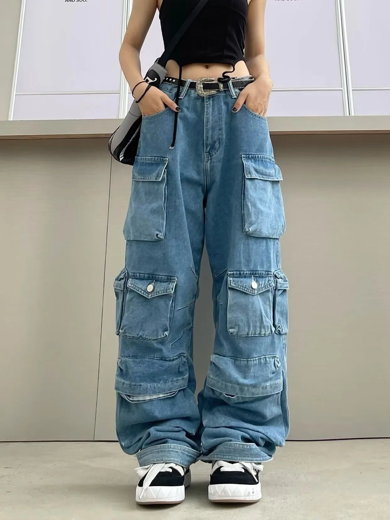 Trendy Women's Streetwear Cargo Jeans