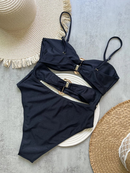 Colors Sexy Metal Rings Cut Out One-Piece Swimsuit