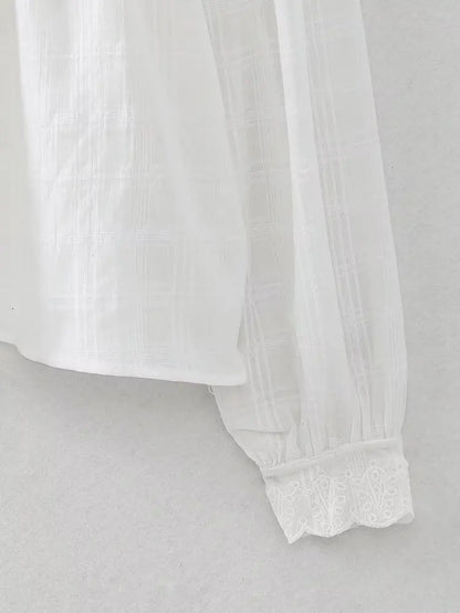 Women Fashion Embroidery White Hollow Out Blouse
